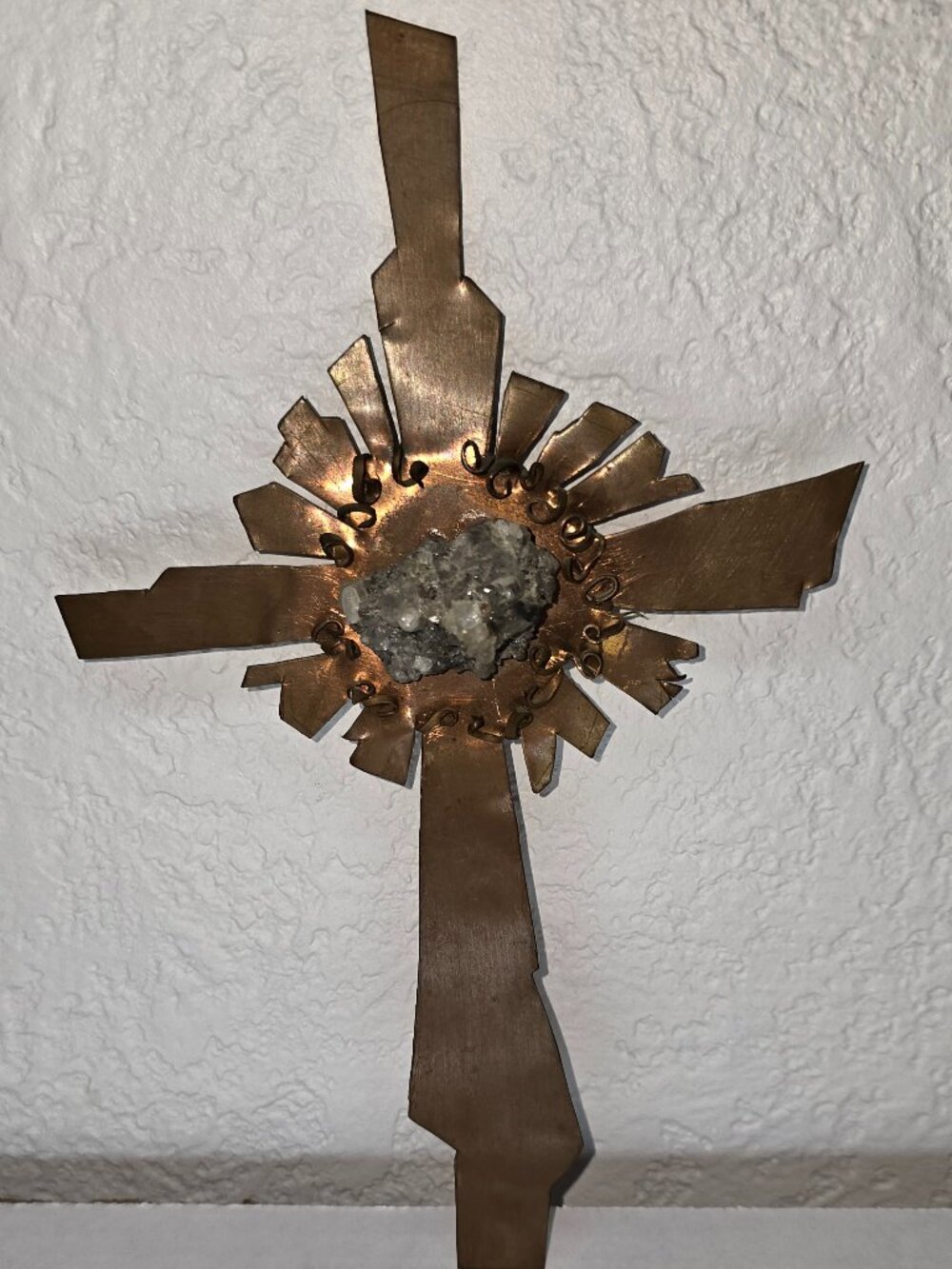 Vtg Handmade Copper Sunburst Cross Raw Crystal Center Wall Hanging Folk Art 10"